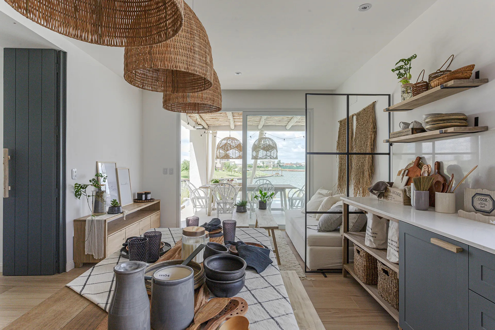 cuisine grise design sobre