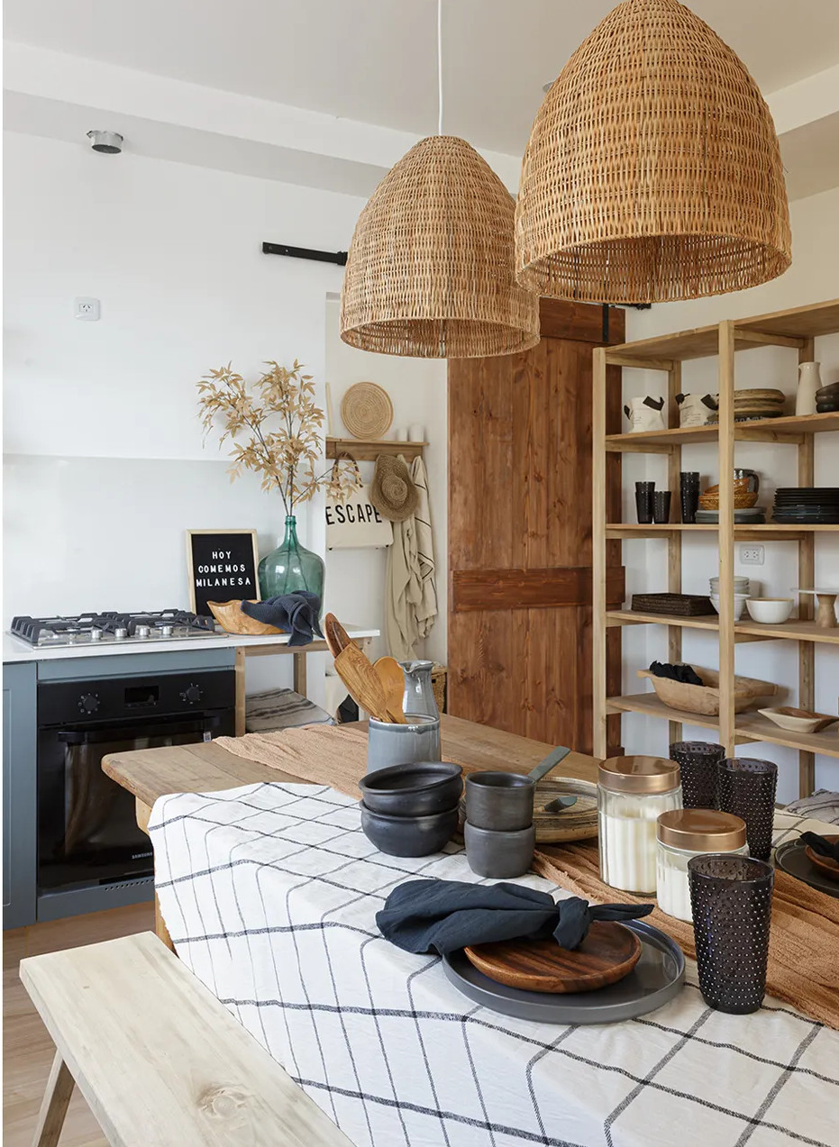 cuisine grise design sobre et naturel
