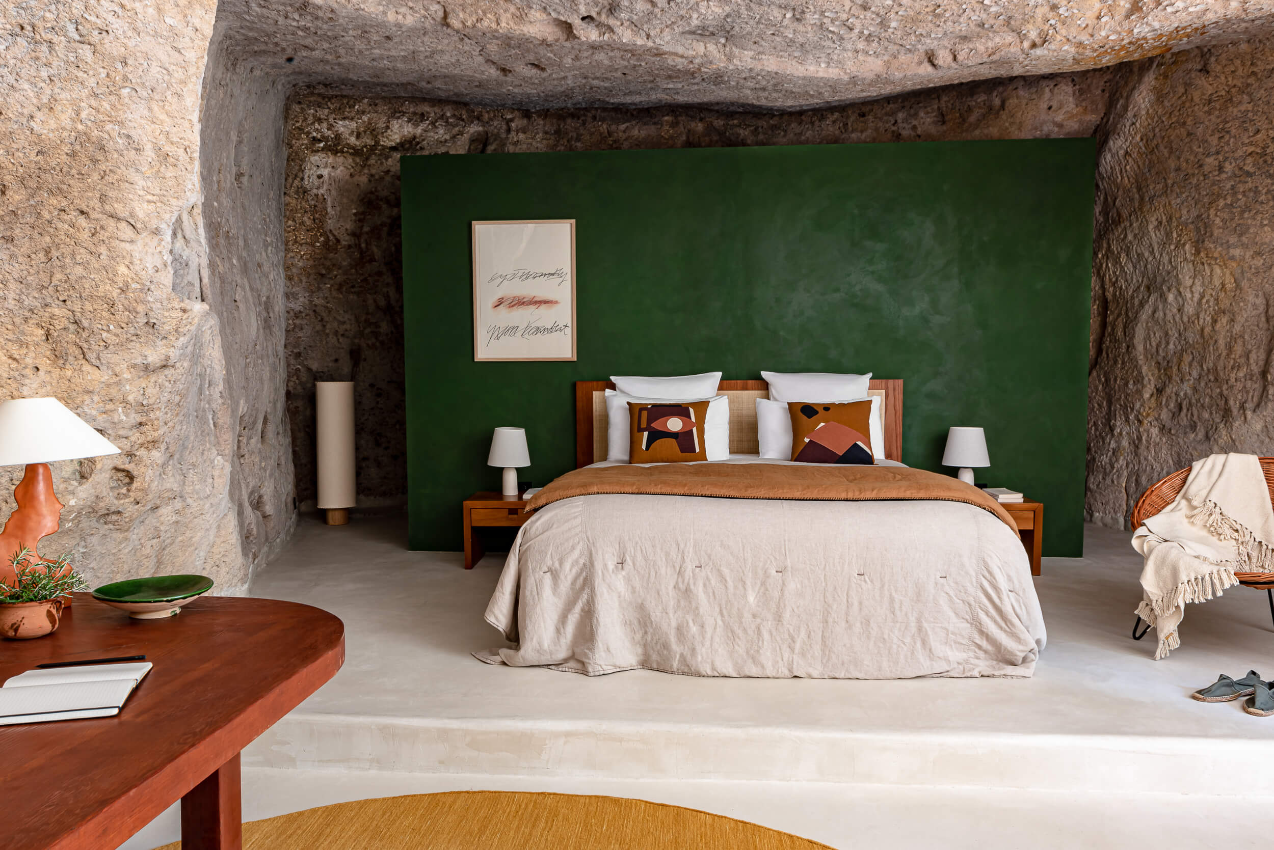 chambre troglodyte décoration contemporaine l chambre troglodyte décoration contemporaine l'Étoile des Baux