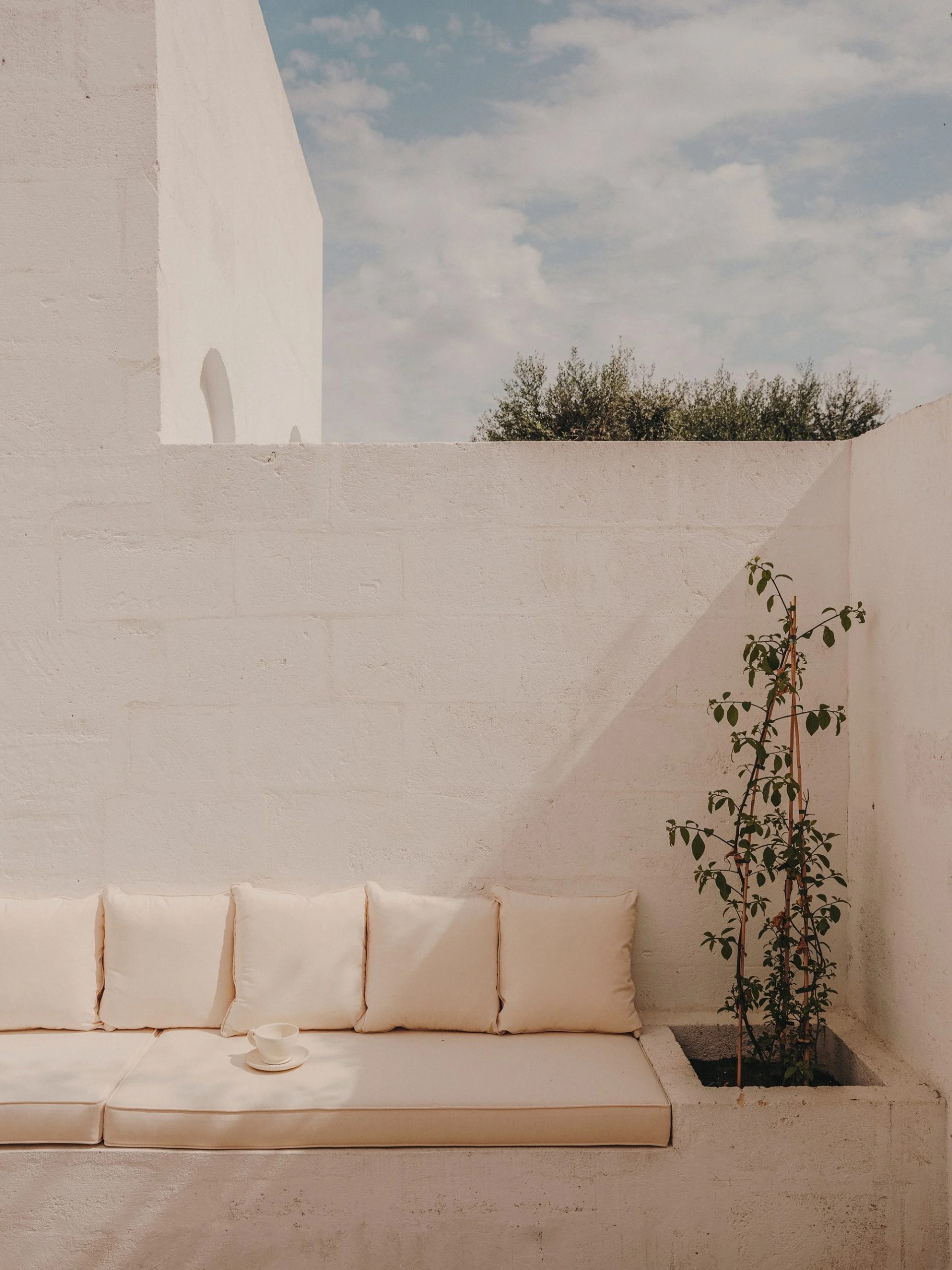 terrasse avec banc maçonné