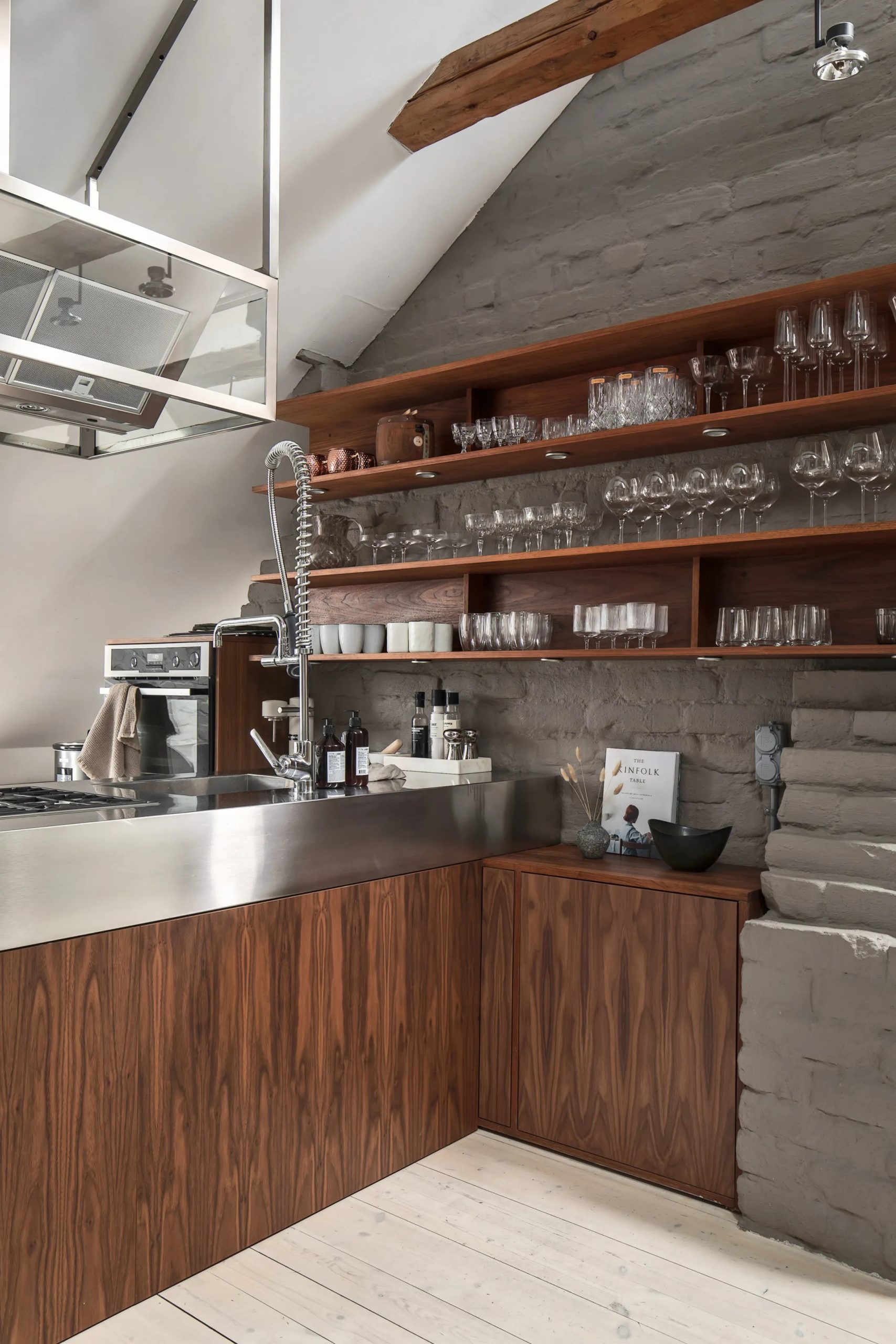 cuisine design en noyer cuisine design en noyer
