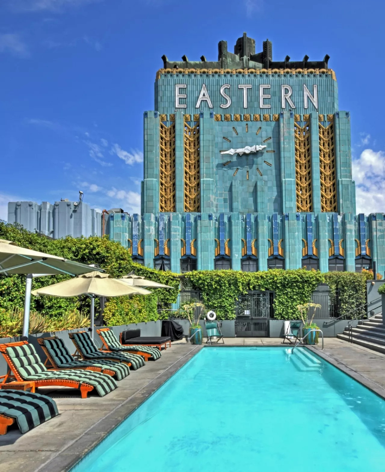 façade immeuble Art deco Eastern Columbia Building Los Angeles façade immeuble Art deco Eastern Columbia Building Los Angeles