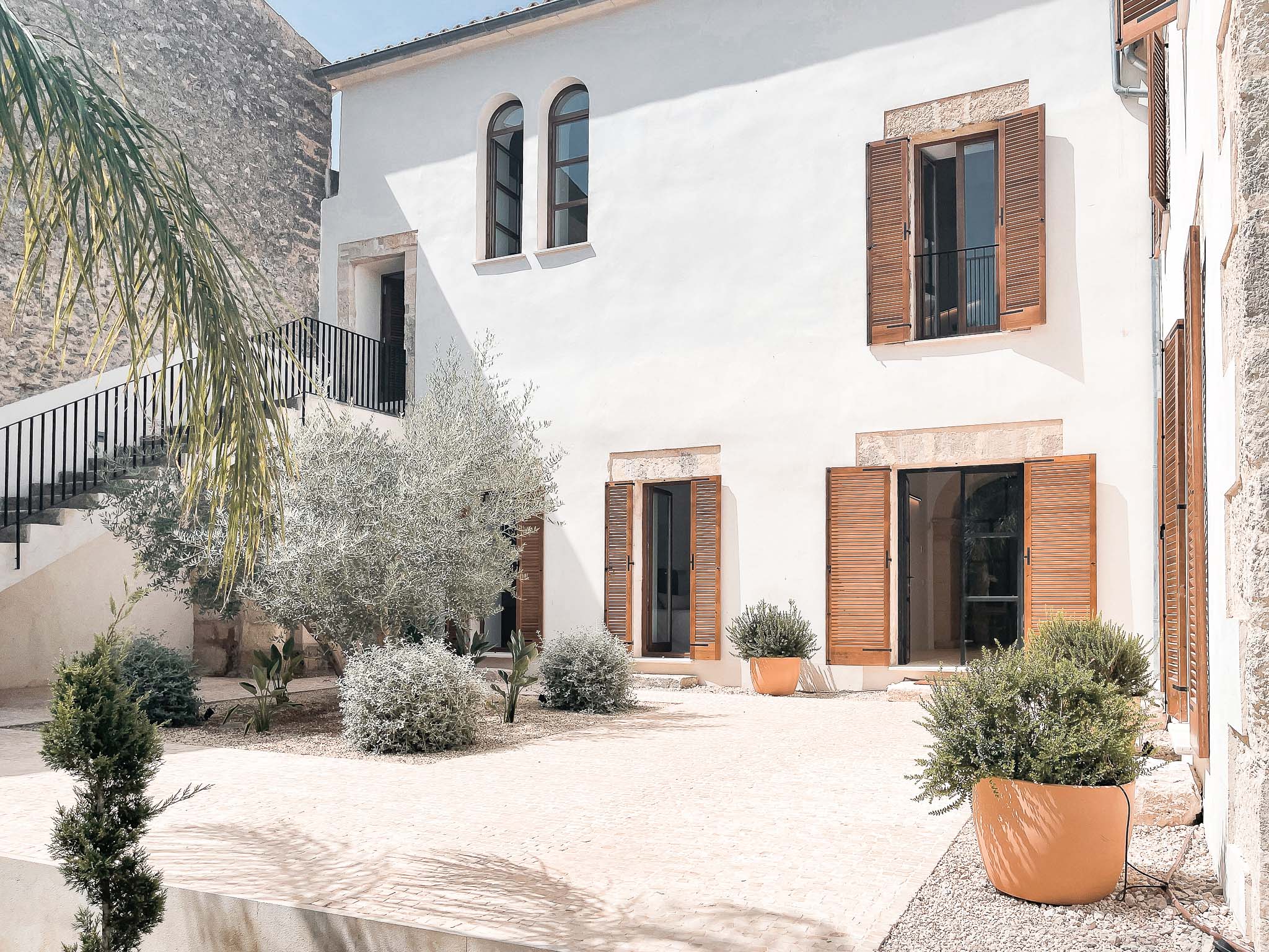 jardin maison rénovée