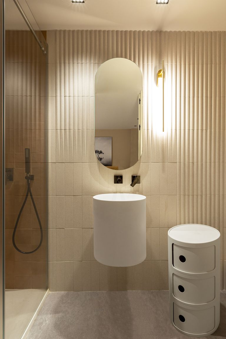 salle de bain design appartement rénové salle de bain design appartement rénové