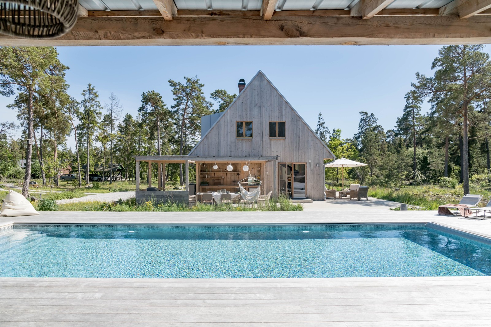 maison en bois avec piscine maison en bois avec piscine