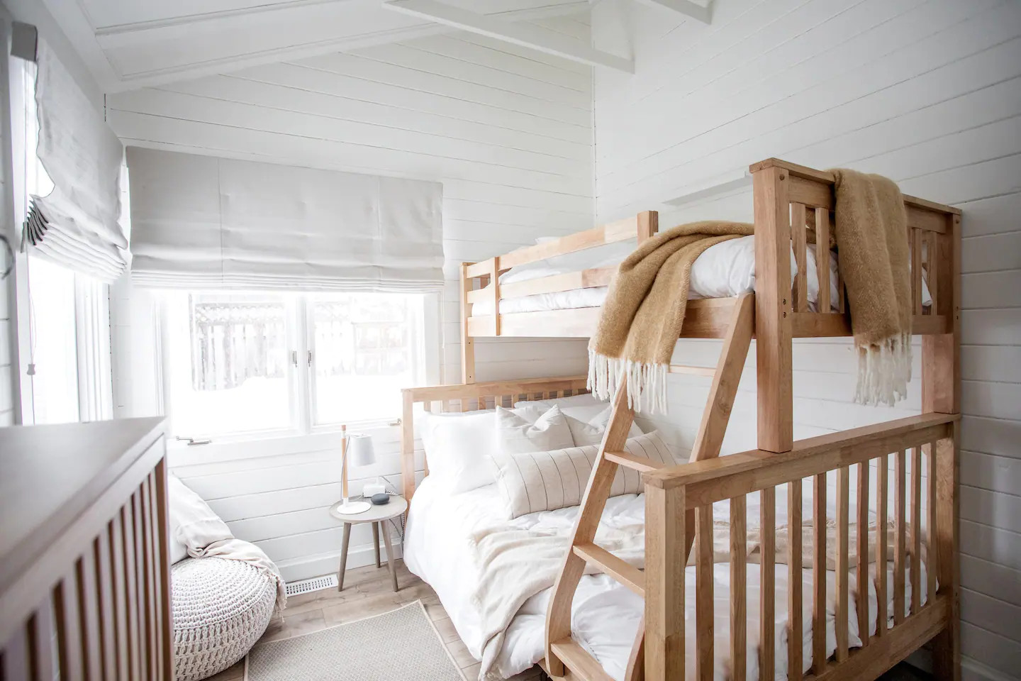 chambre décoration naturelle avec lits superposés