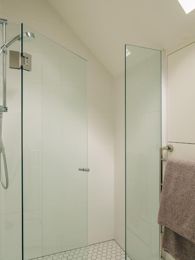 salle de bain design appartement sous les toits salle de bain design appartement sous les toits
