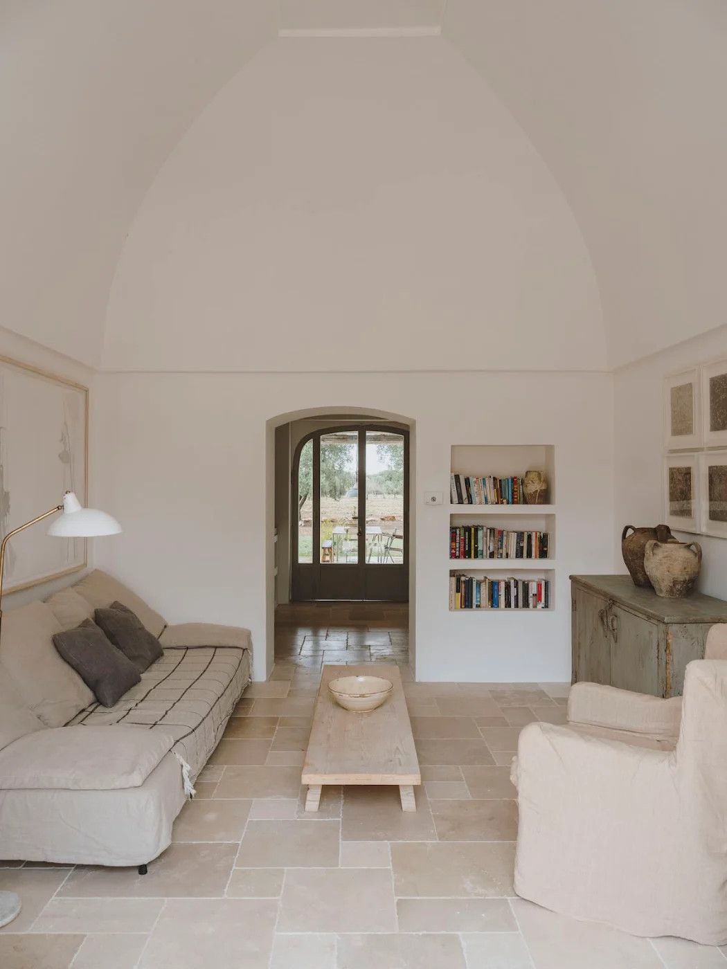salon maison rénovée Pouilles