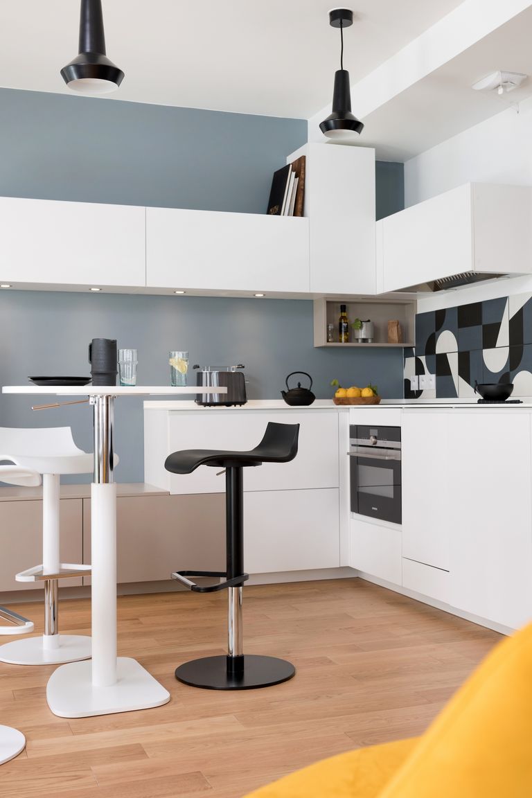cuisine design blanche Mobalpa
