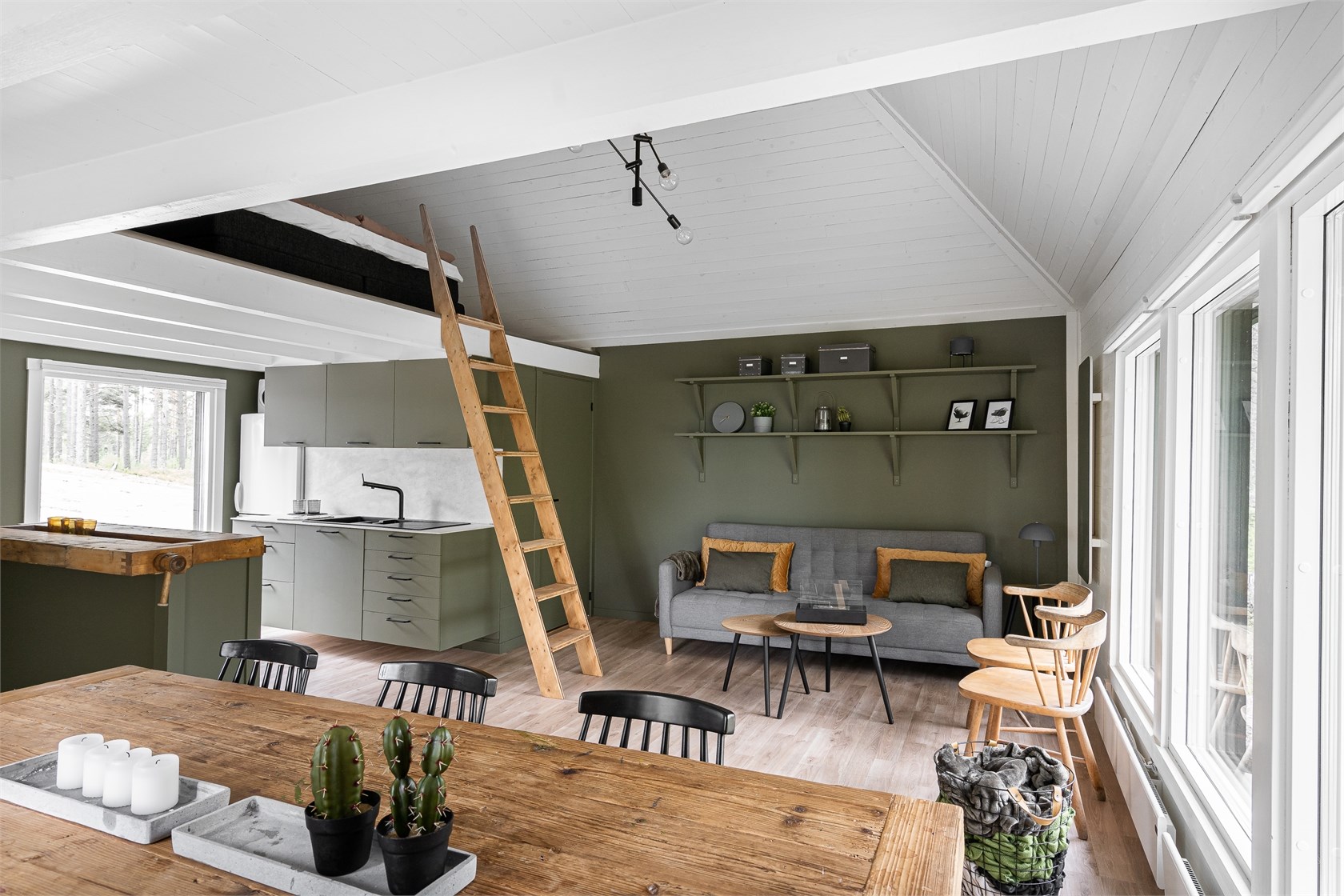 salon avec cuisine ouverte mini maison 45m2