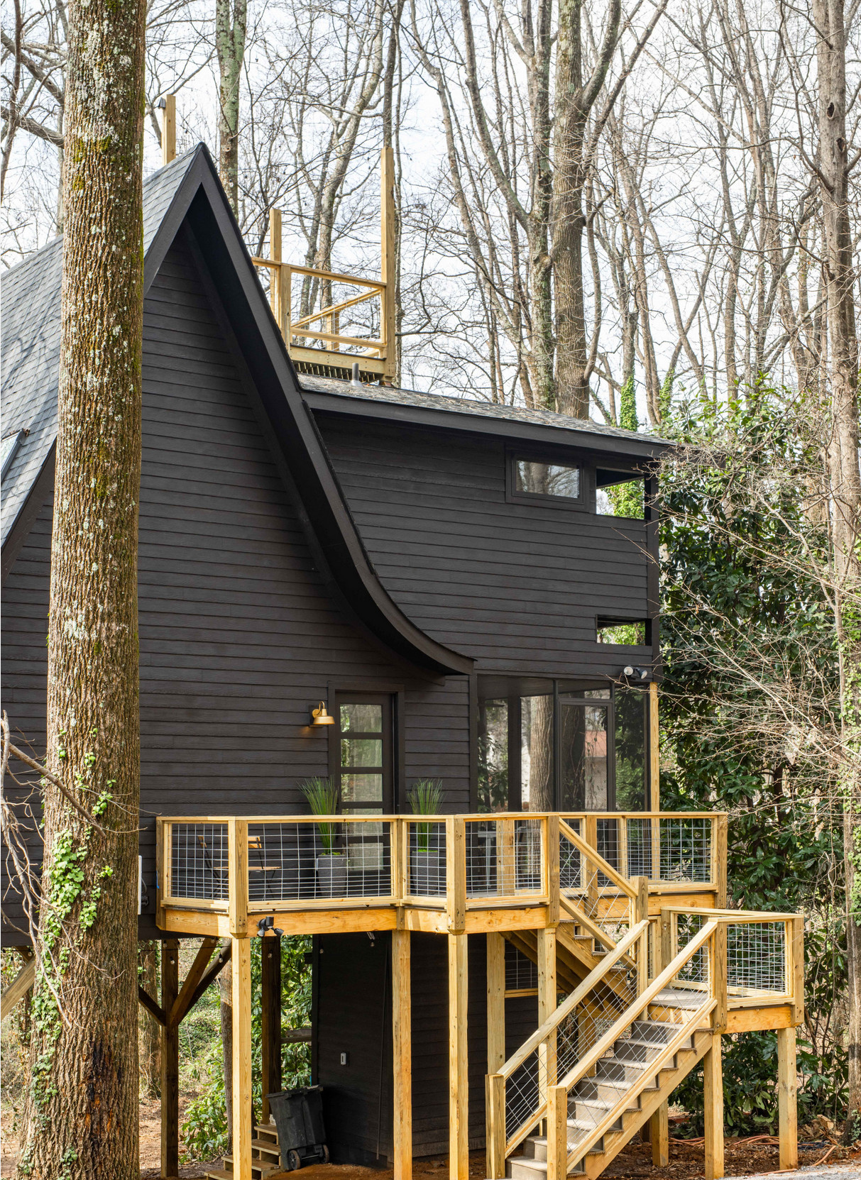 maison A-Frame bois noir maison A-Frame bois noir