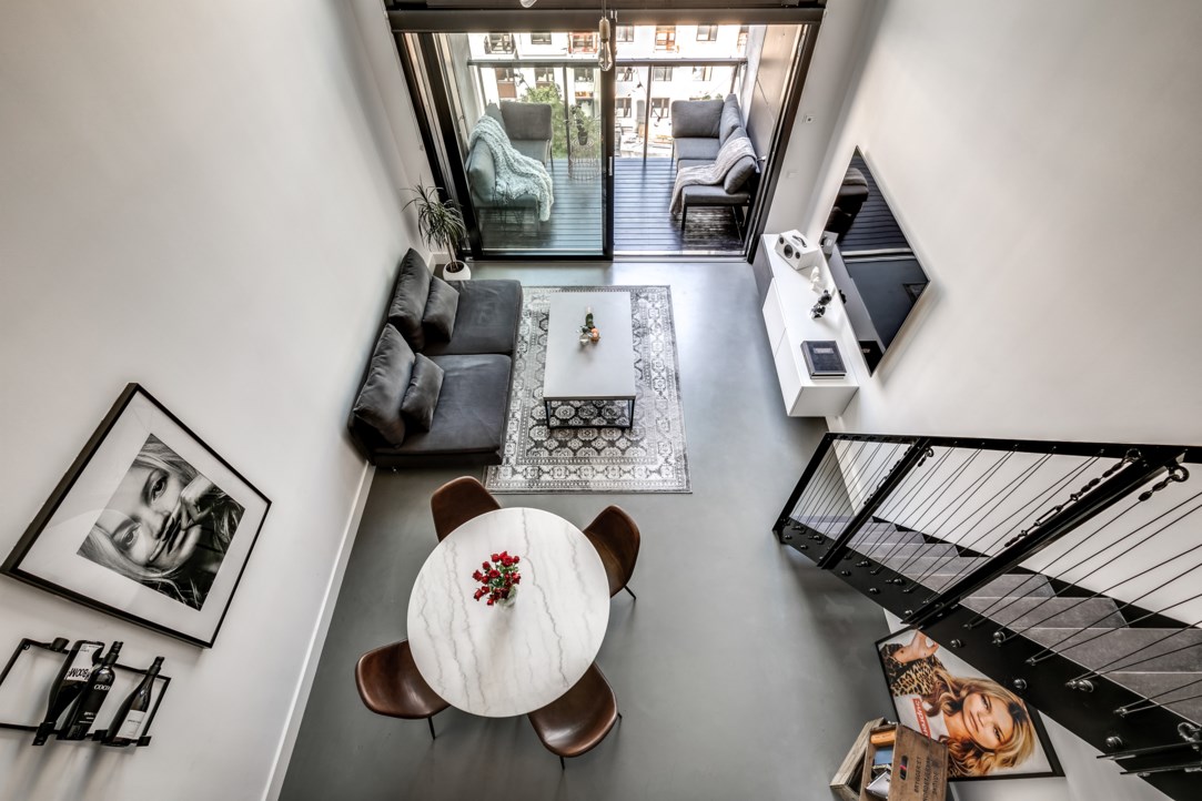 vue salon depuis mezzanine