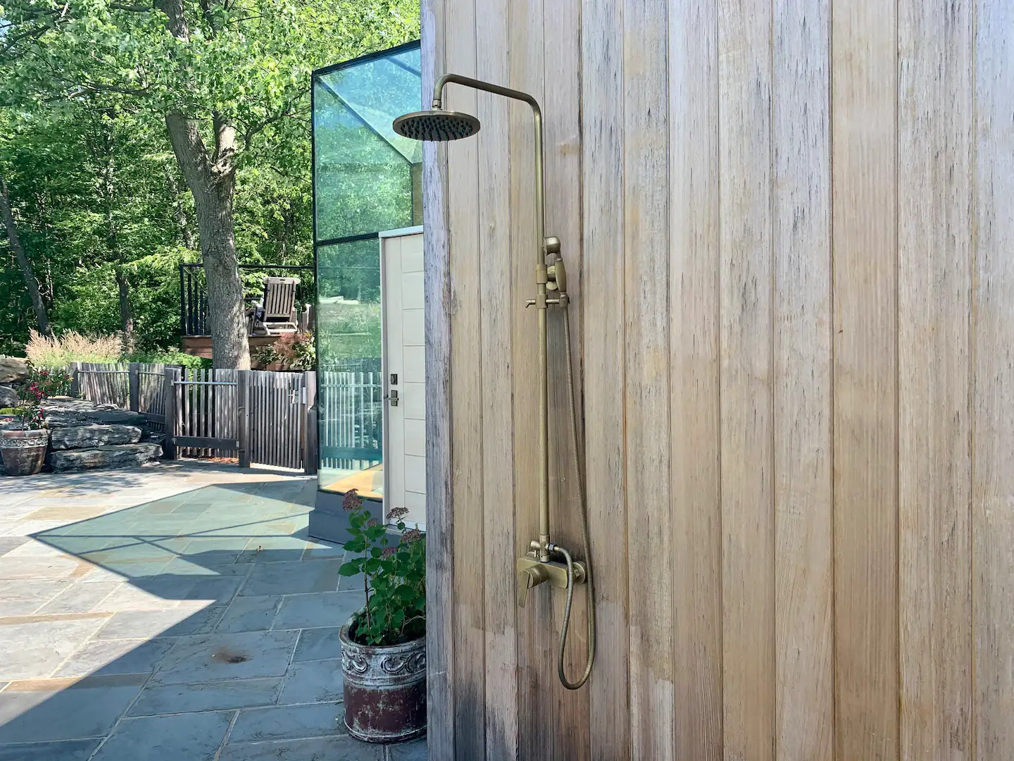 douche extérieure