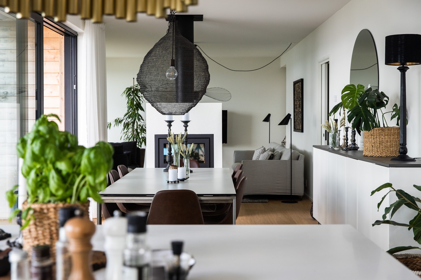 cuisine ouverte avec salle à manger