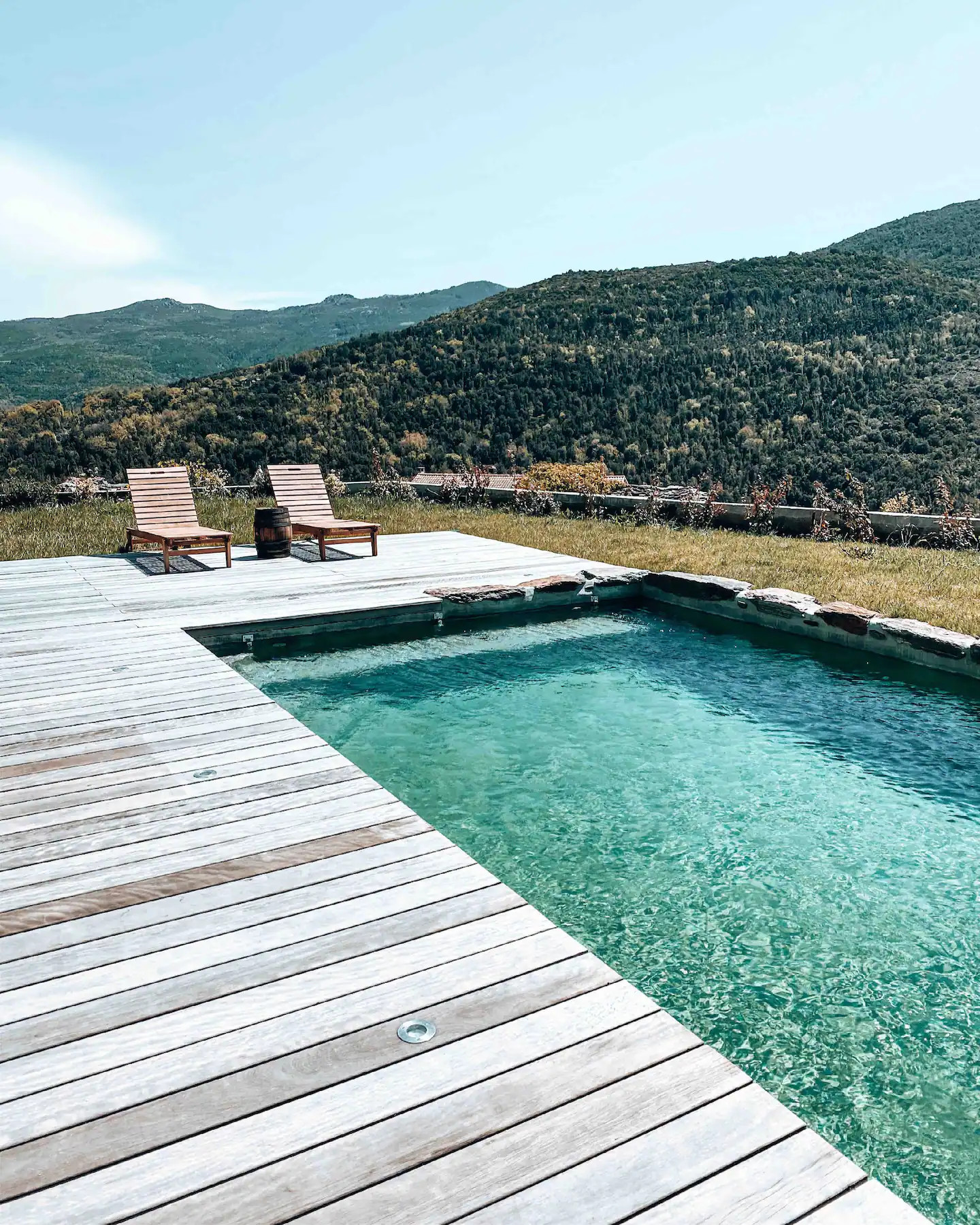 piscine vue montagne corse