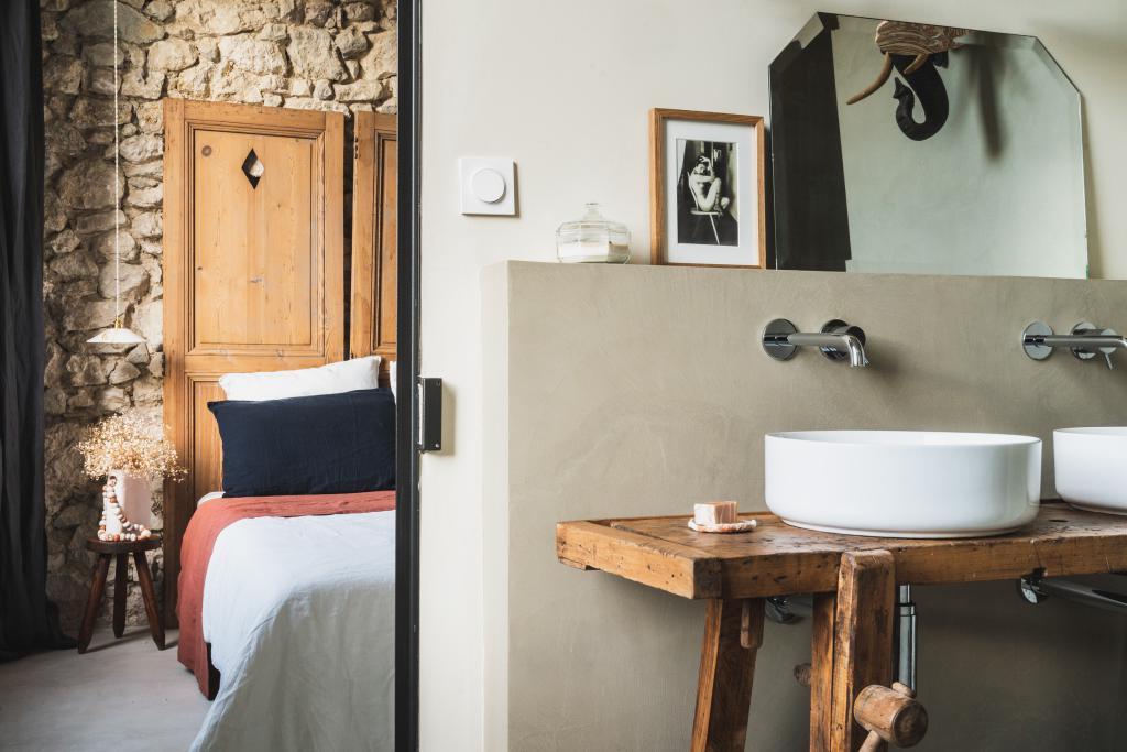 chambre avec bains décoration vintage