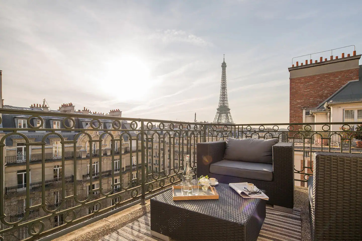 terrasse appartement Paris vue sur la Tour Eiffel terrasse appartement Paris vue sur la Tour Eiffel