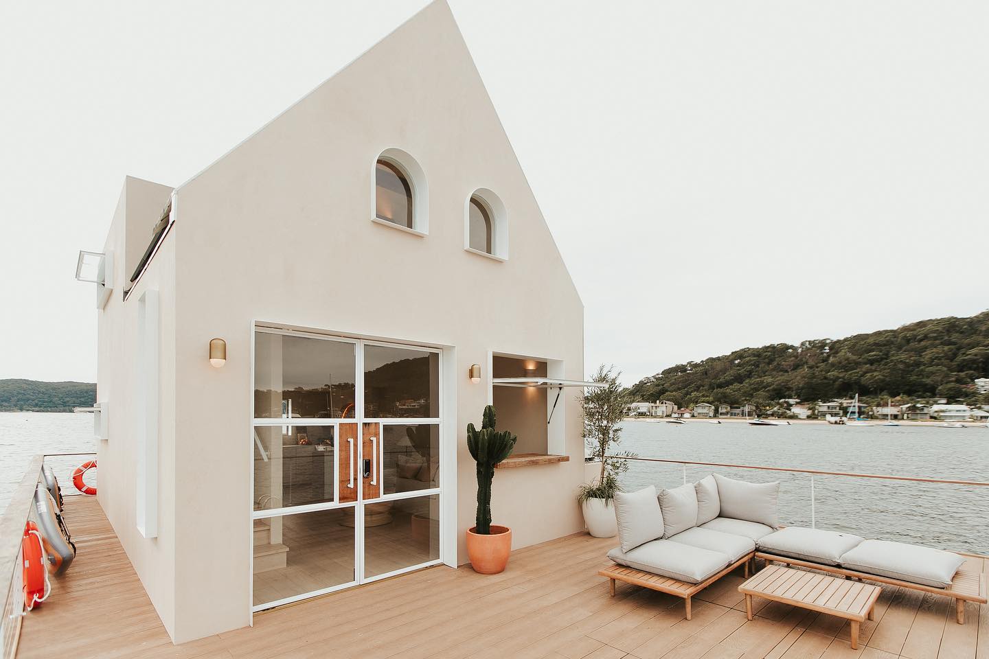 maison flottante avec terrasse Lilypad II maison flottante avec terrasse Lilypad II