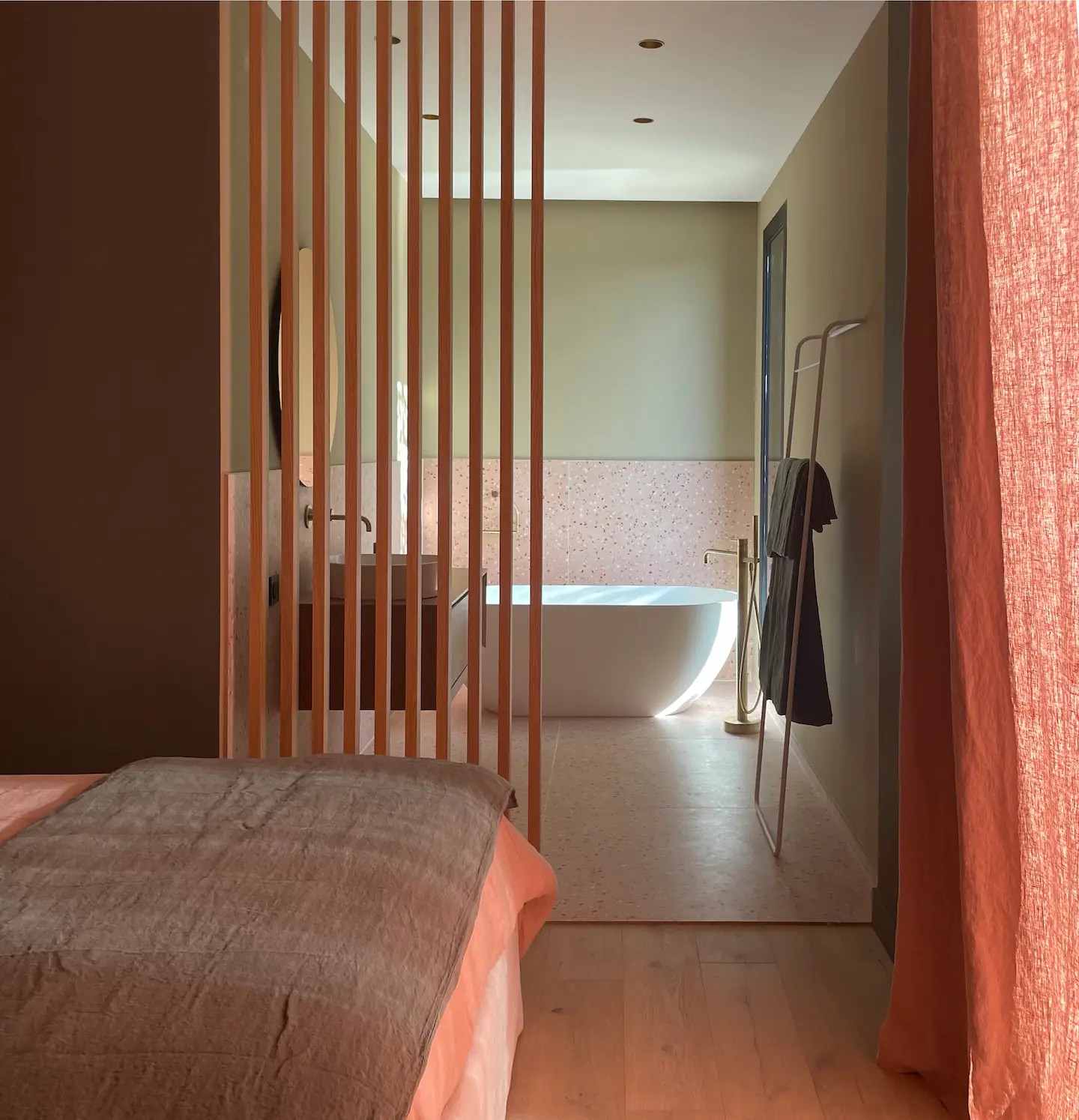 salle de bain terrazzo terracotta maison architecte Villa Contemporelle