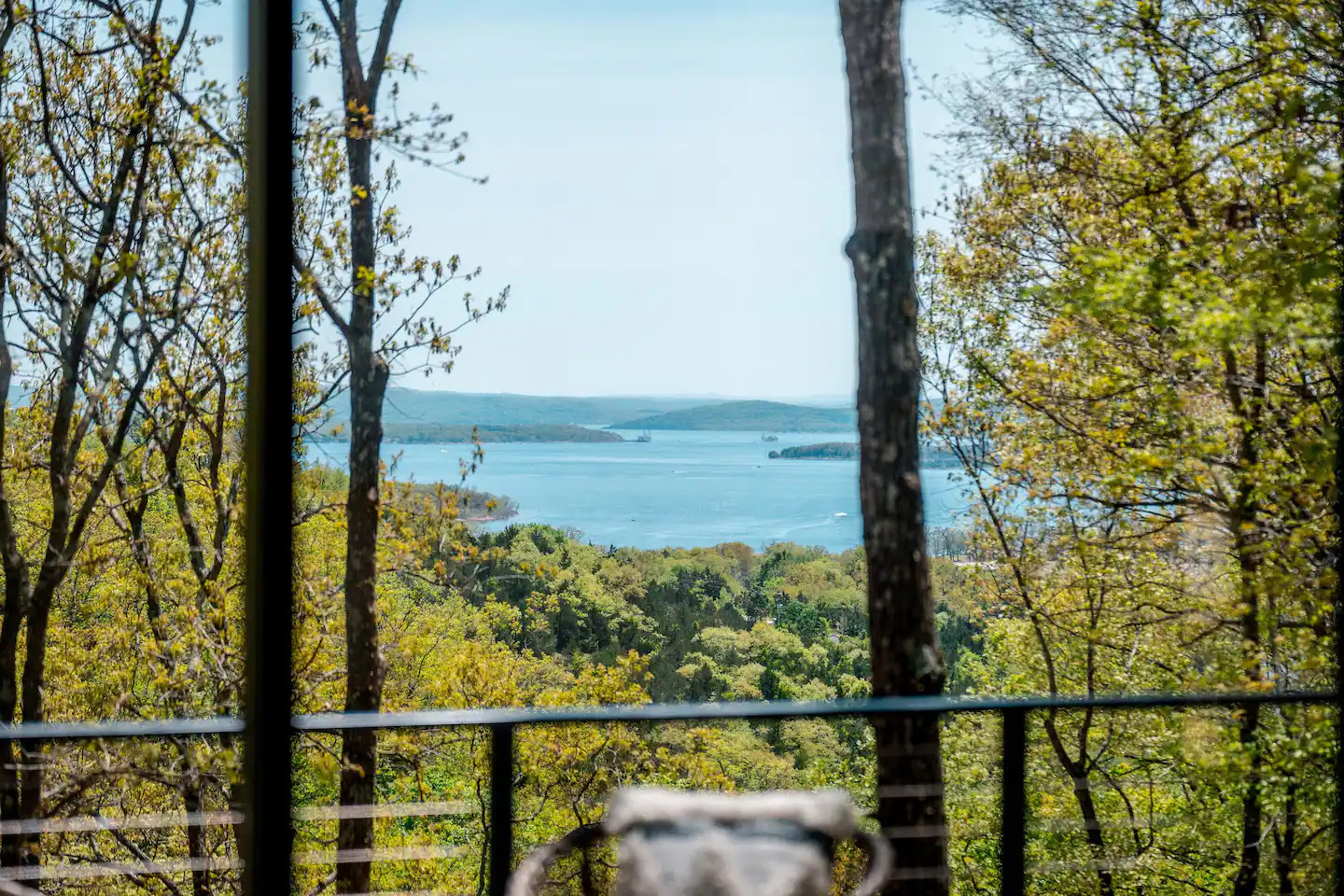 vue lac depuis terrasse