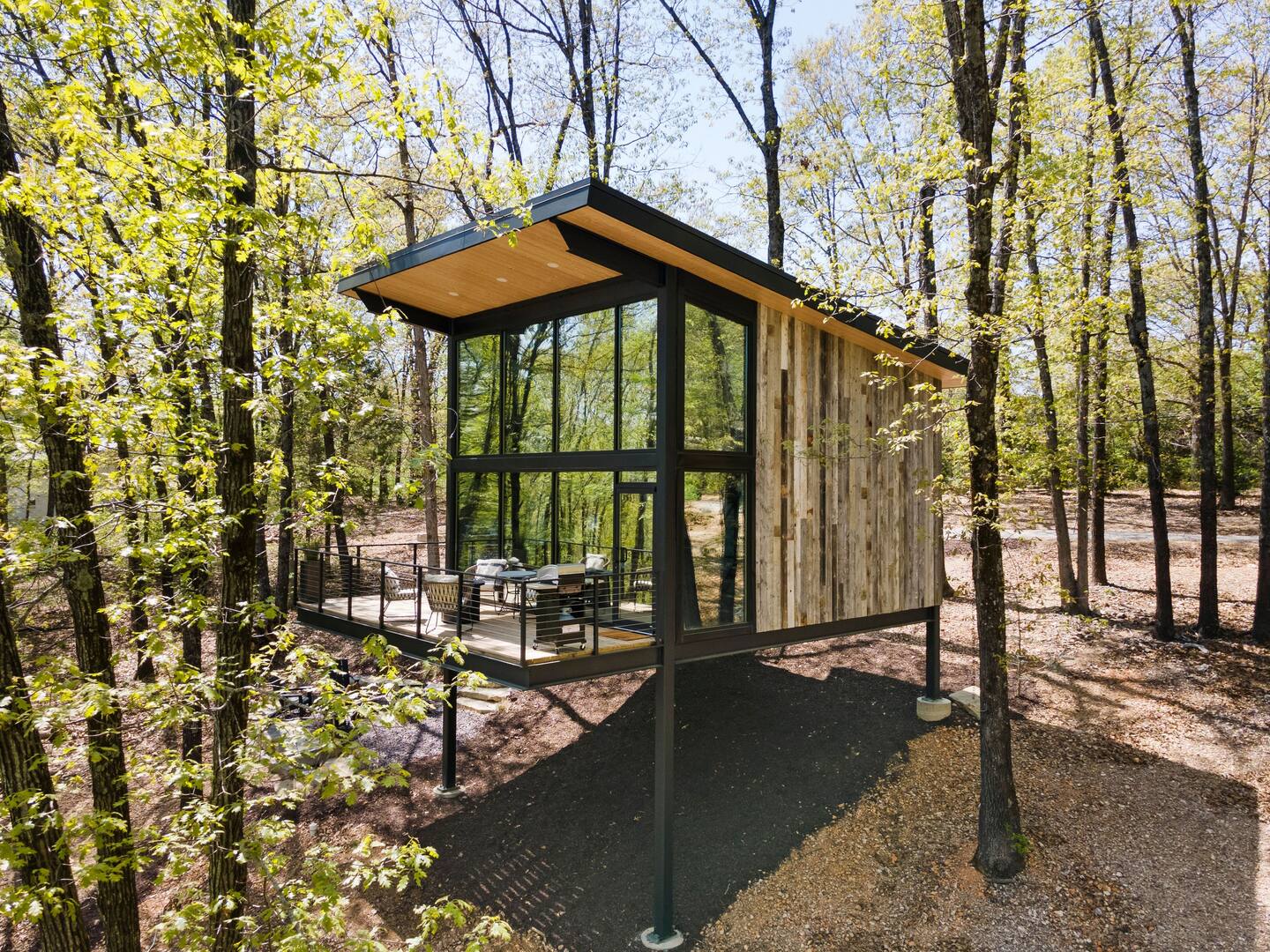 mini maison contemporaine vitrée