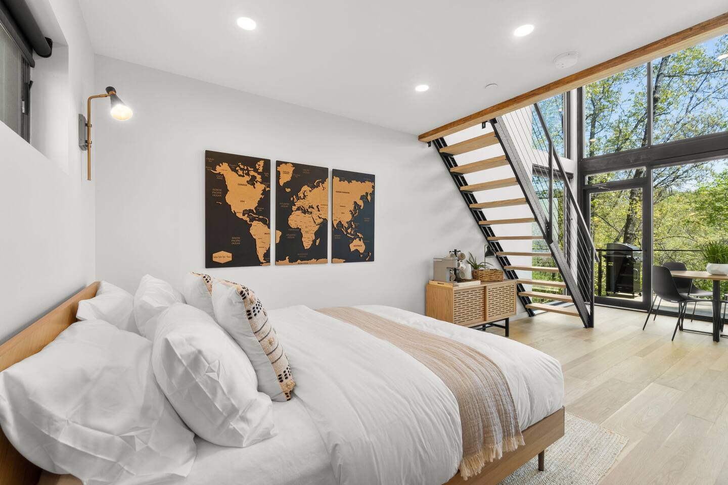 chambre sous mezzanine mini maison contemporaine vitrée