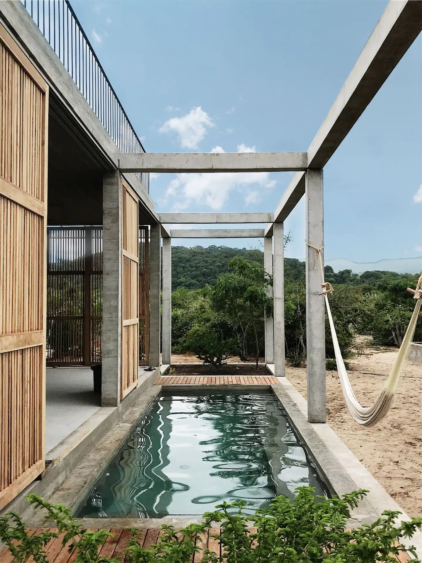 maison contemporaine en béton avec piscine maison contemporaine en béton avec piscine