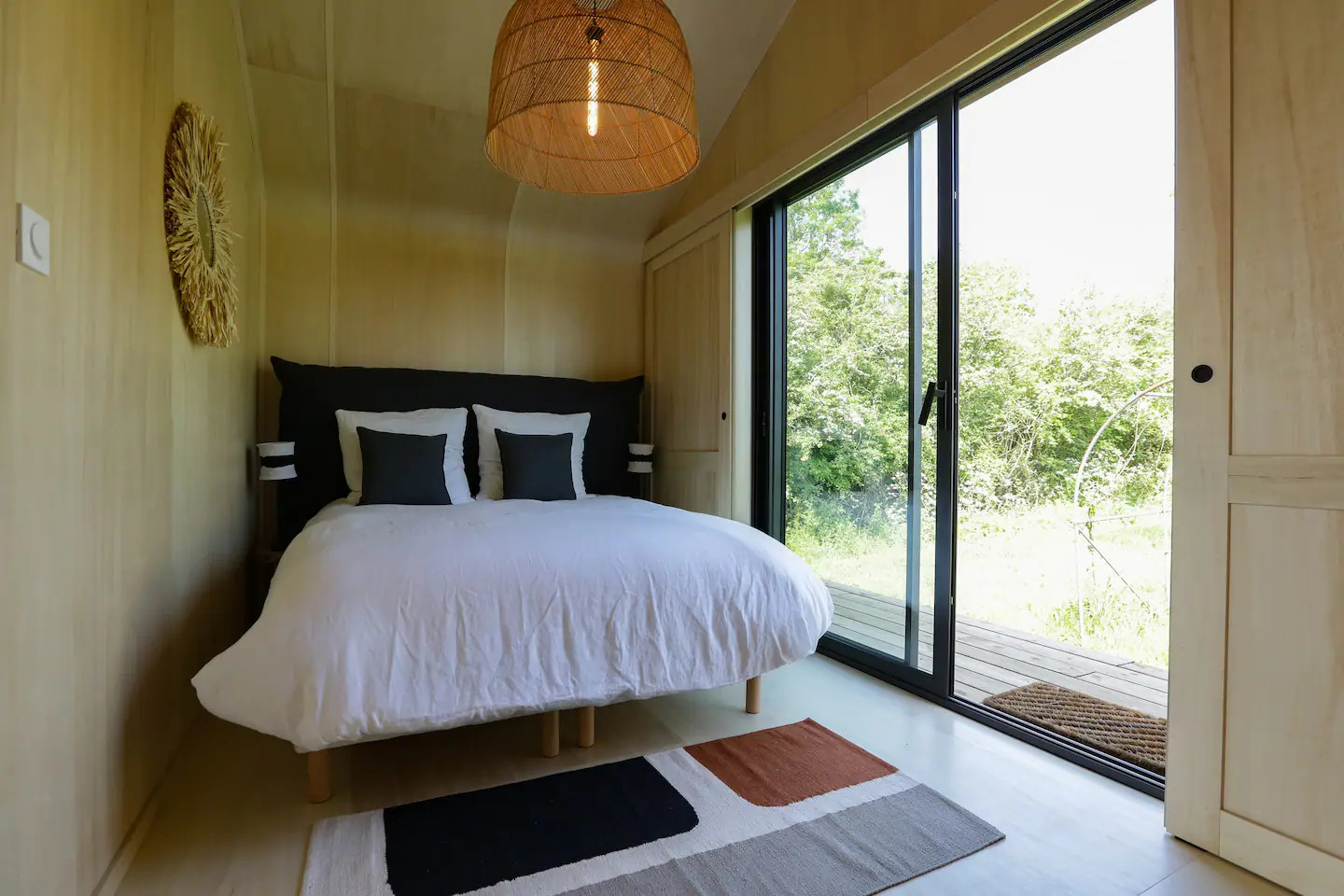 chambre tiny house Les P chambre tiny house Les P'tits Nids