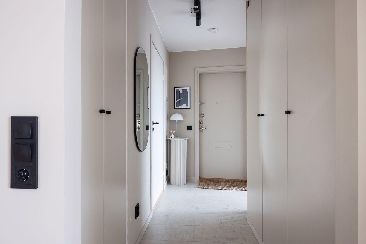 couloir avec placards