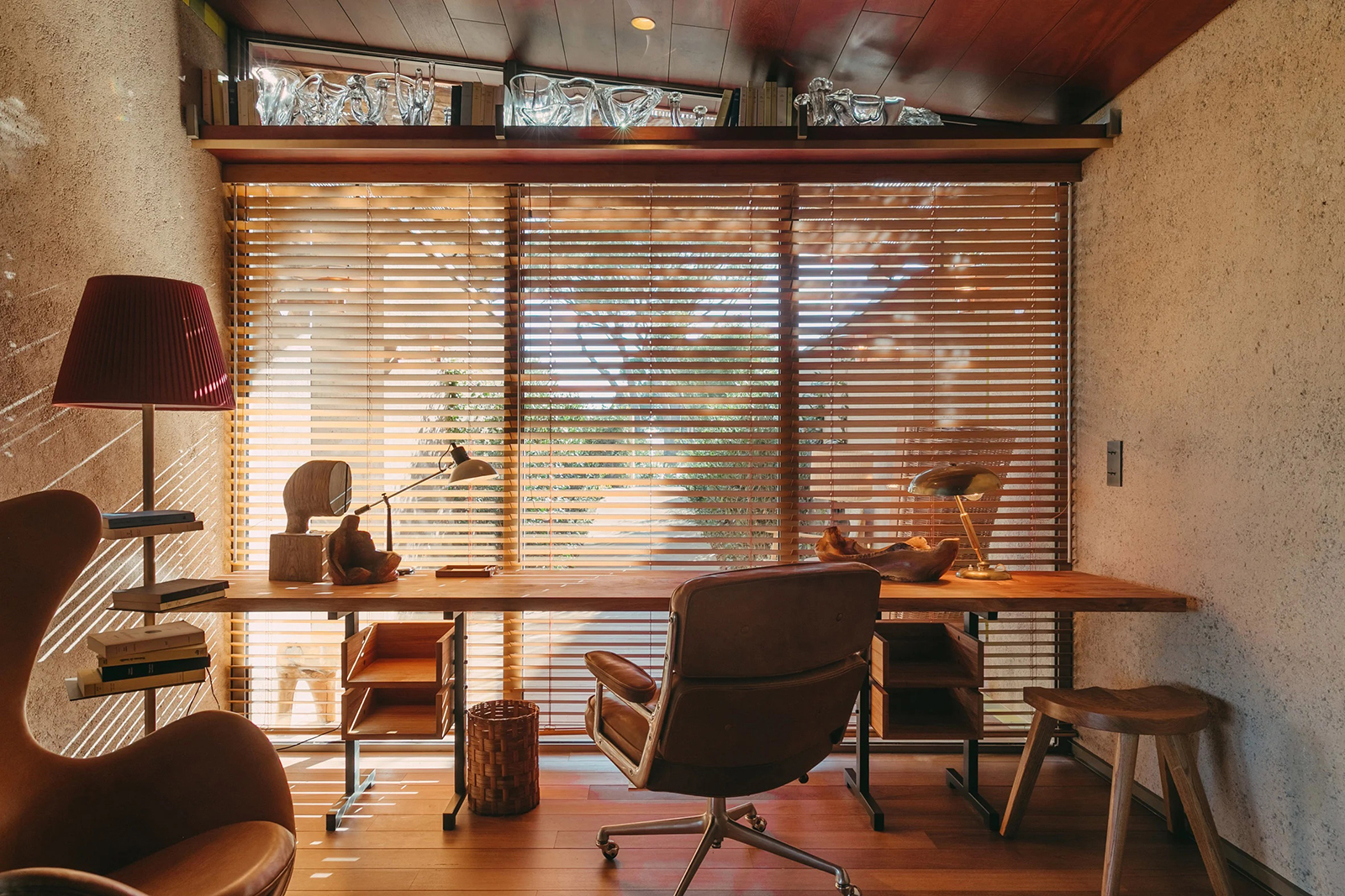 espace bureau Villa W avec piscine décoration contemporaine