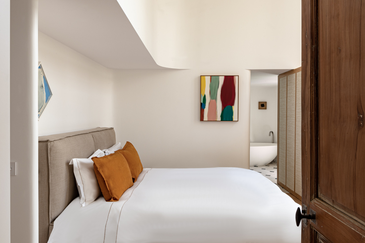 chambre minimaliste appartement à louer Paris