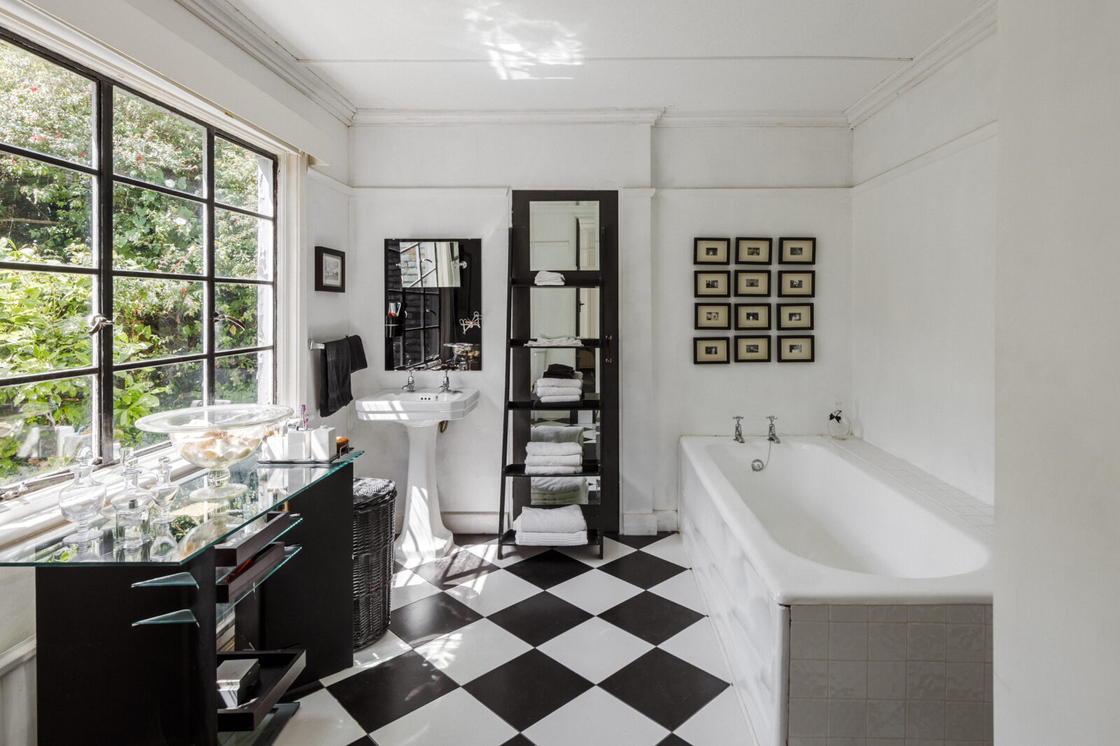 salle de bain sol carrelage à damier noir et blanc salle de bain sol carrelage à damier noir et blanc