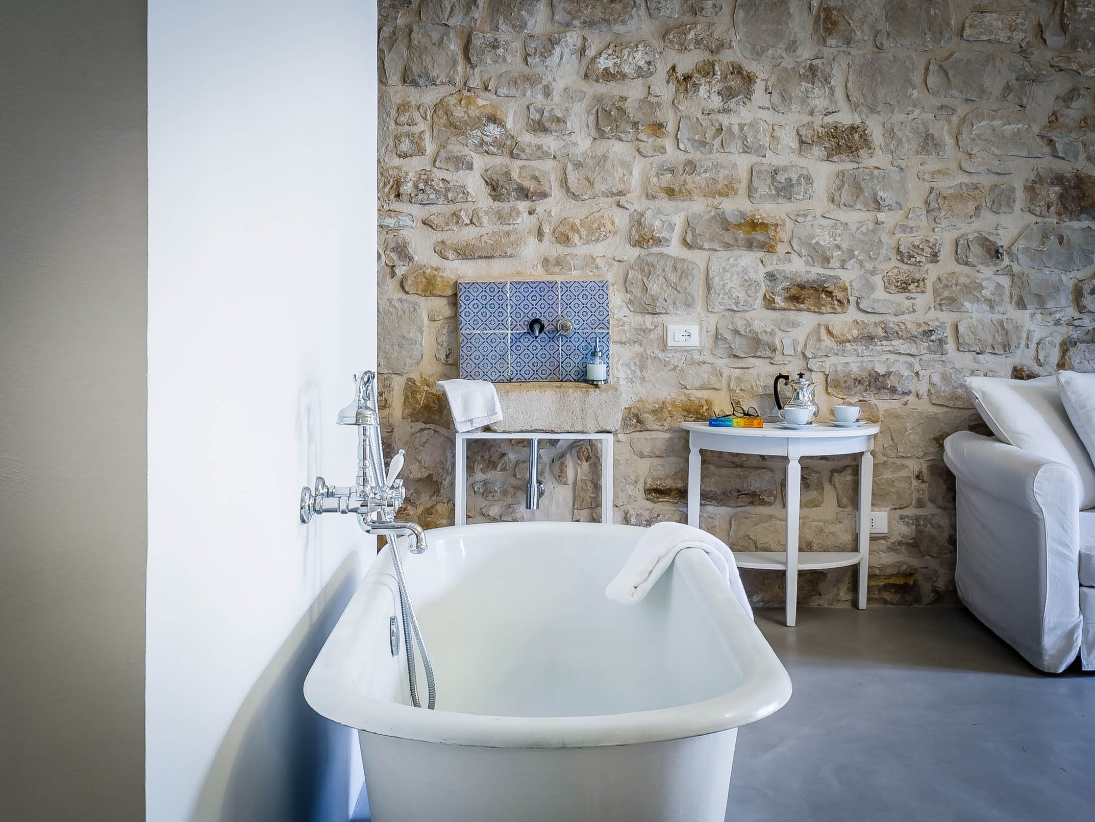 baignoire dans chambre Baglio Occhipinti baignoire dans chambre Baglio Occhipinti