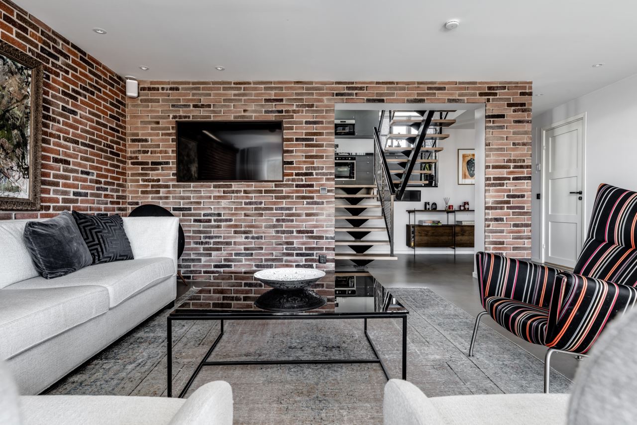 salon loft murs de briques