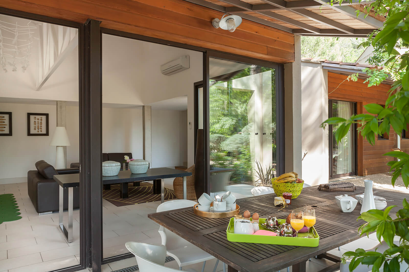 terrasse avec pergola métal