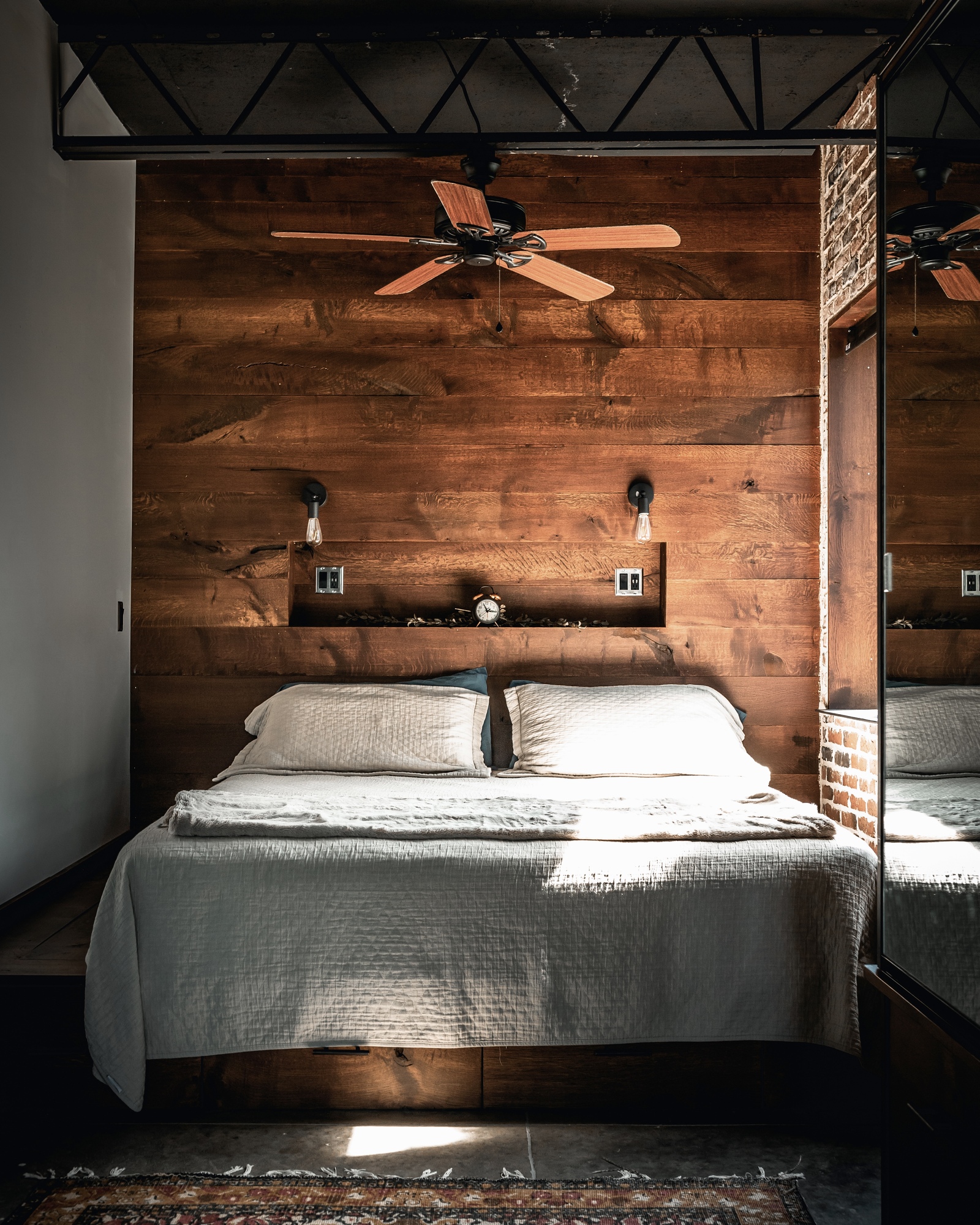 chambre murs en bois maison cubique chambre murs en bois maison cubique