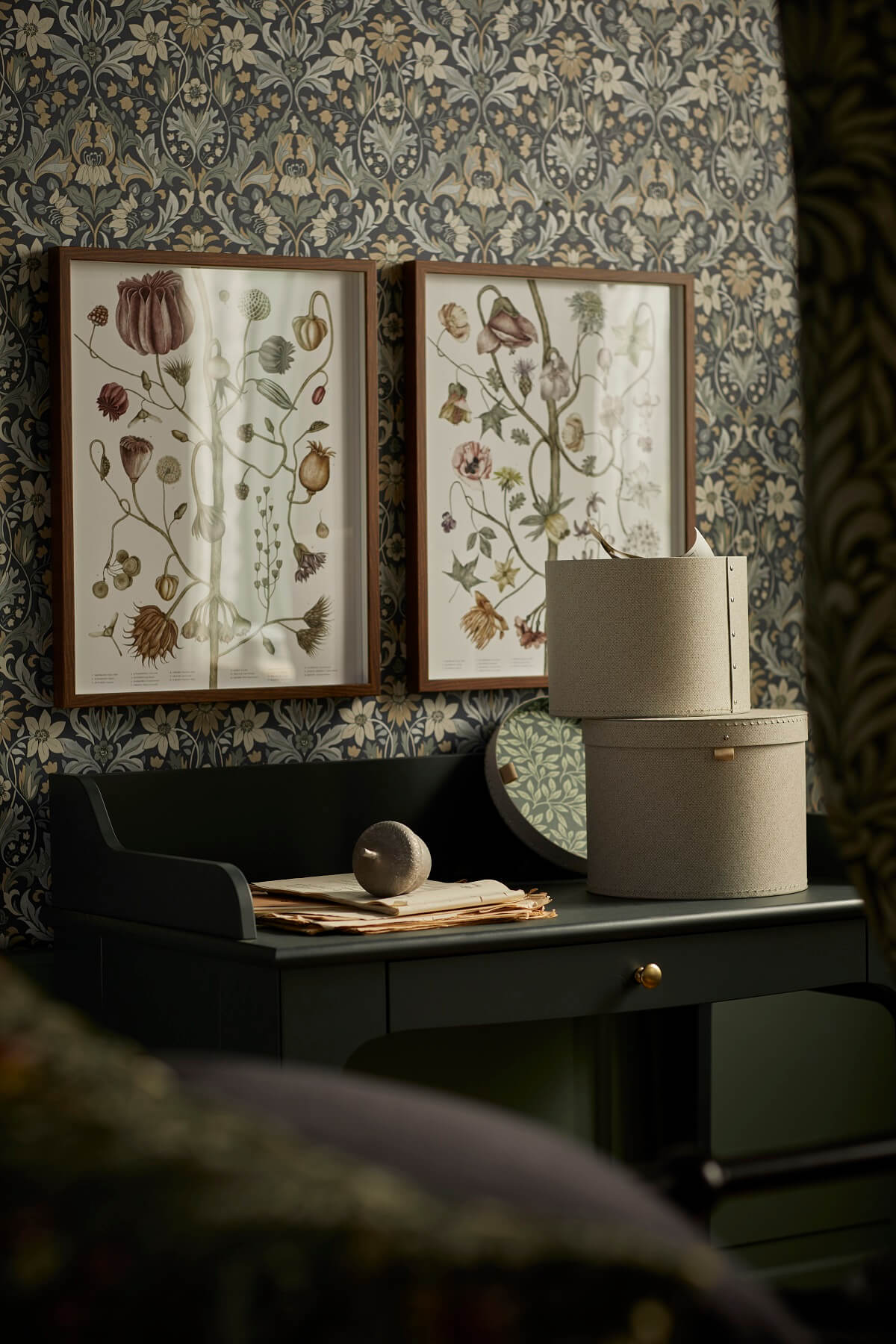 salon vert avec papier-peint nouvelle collection IKEA 2023 salon vert avec papier-peint nouvelle collection IKEA 2023