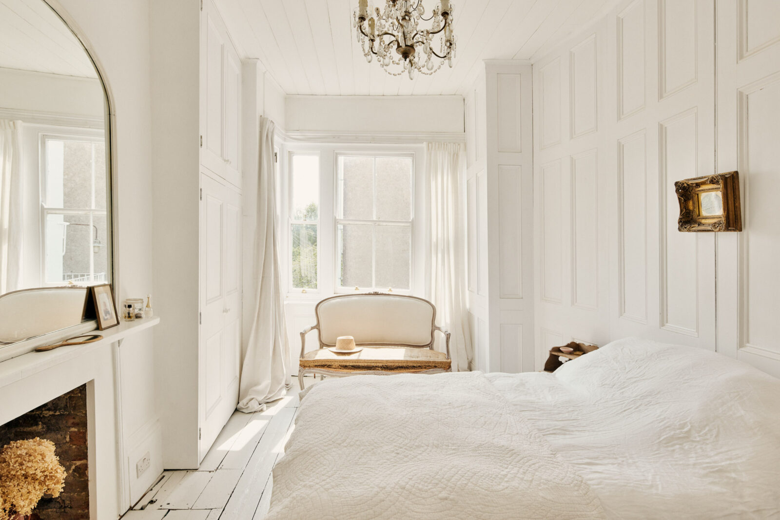 chambre blanche décoration rustique chic