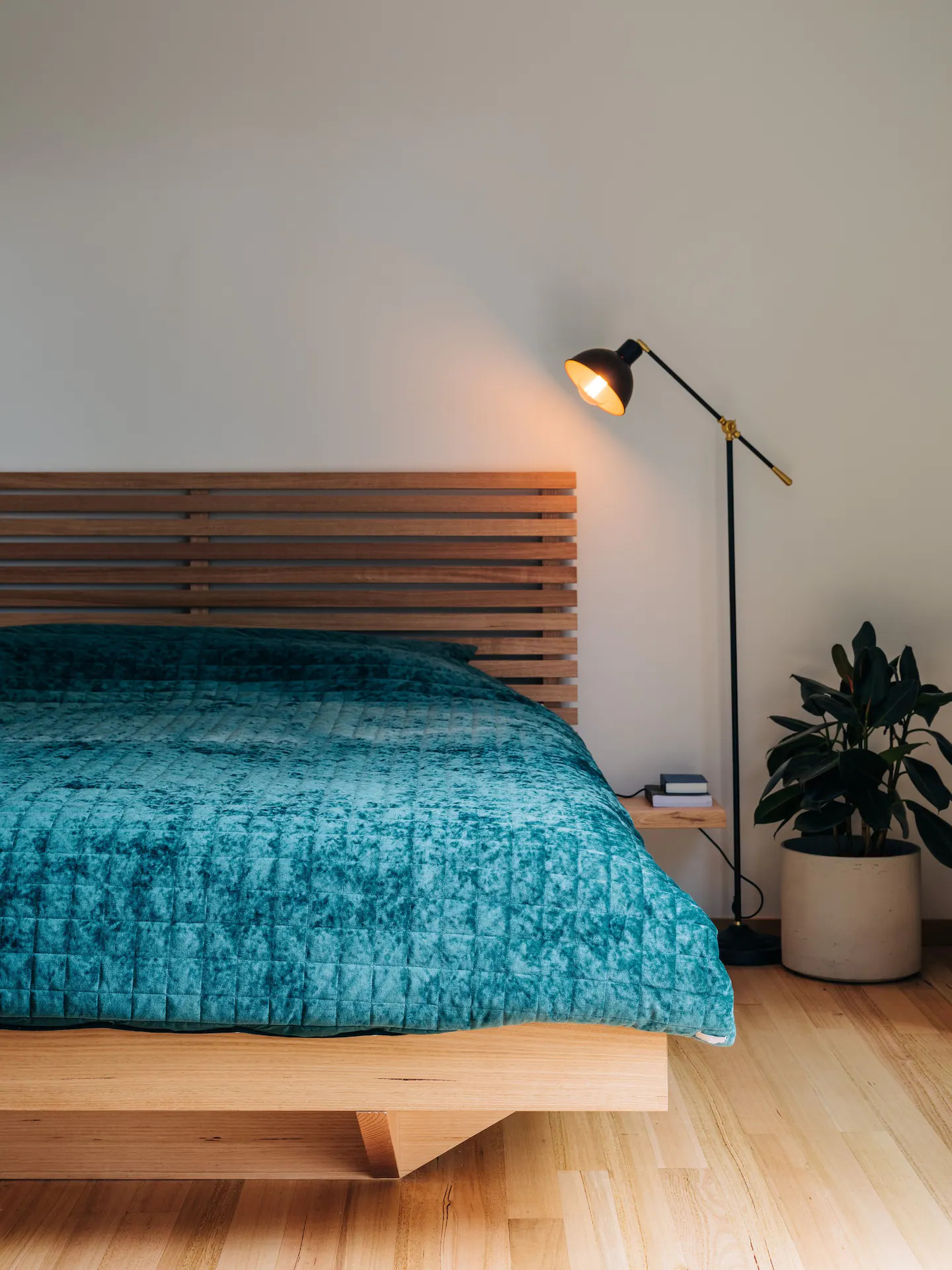 chambre tête de lit en bois