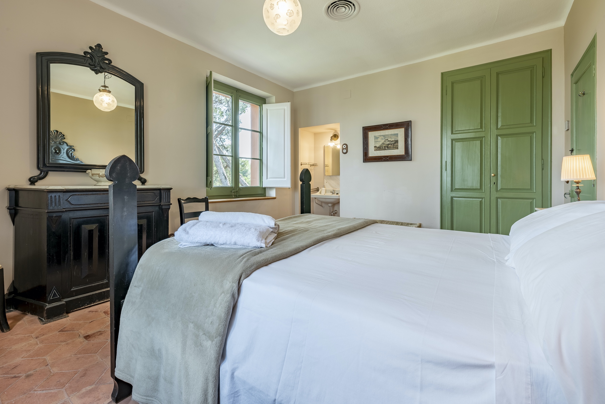 chambre Mas Barbat maison décoration rustique Espagne chambre Mas Barbat maison décoration rustique Espagne