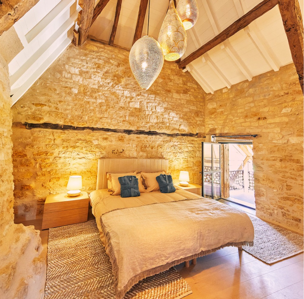 chambre sous combles maison en pierre "les maisons d chambre sous combles maison en pierre "les maisons d'en face"
