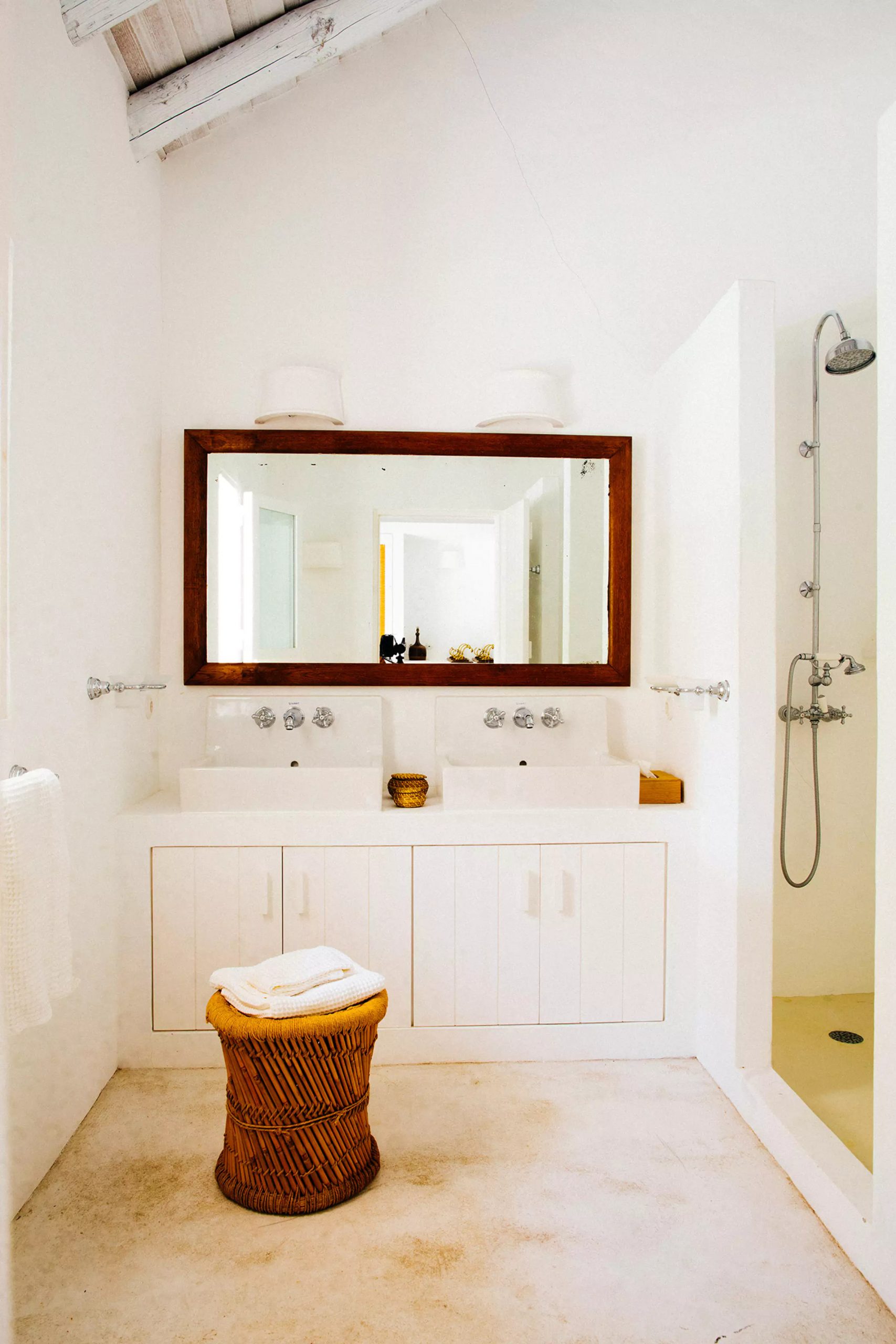 salle de bain décoration rustique chic