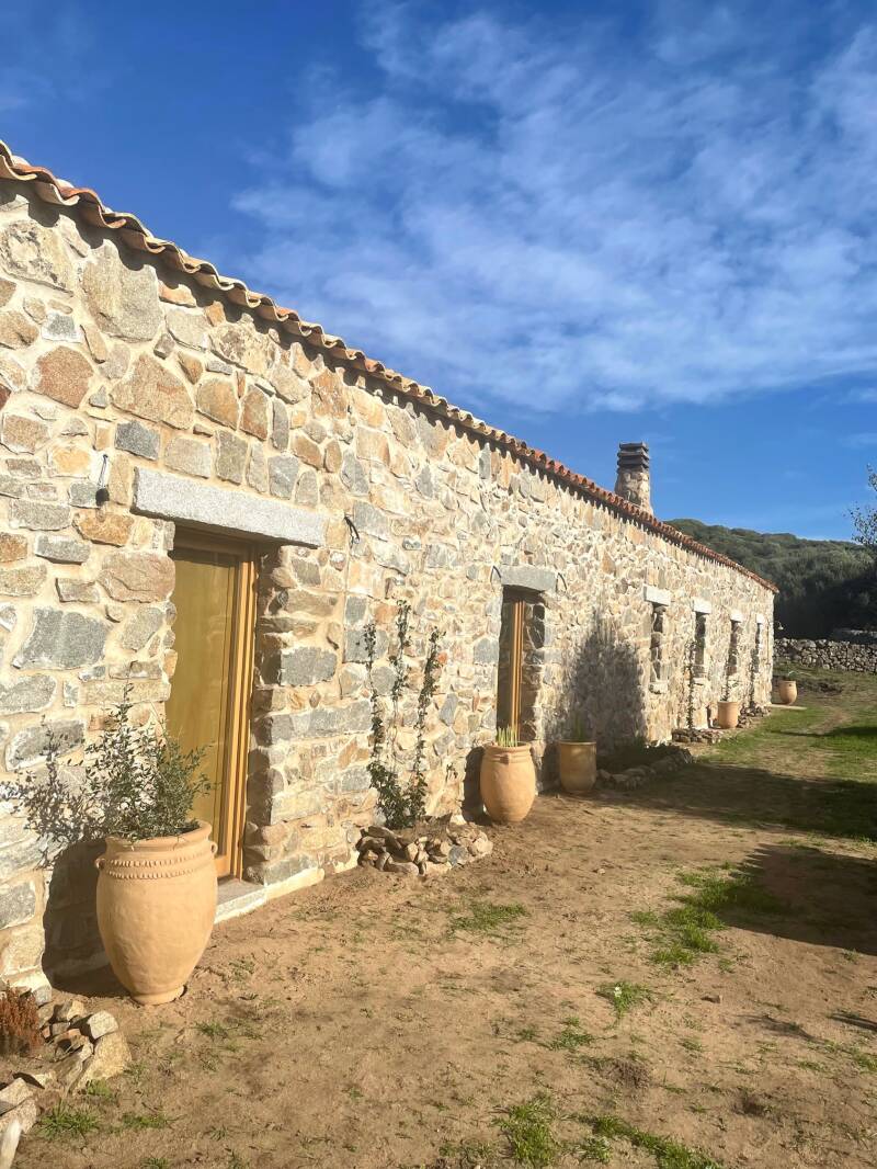 maison en pierres Sardaigne Lu Cannicsioni maison en pierres Sardaigne Lu Cannicsioni