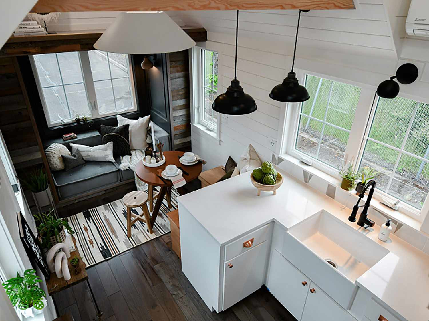 salon et cuisine tiny house salon et cuisine tiny house