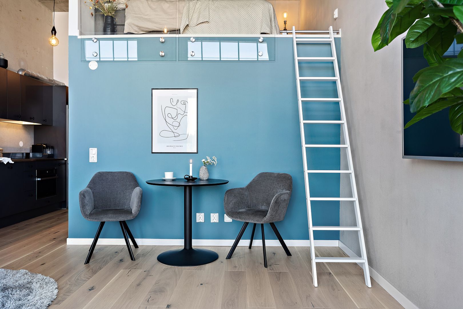 studio avec mezzanine décoration design