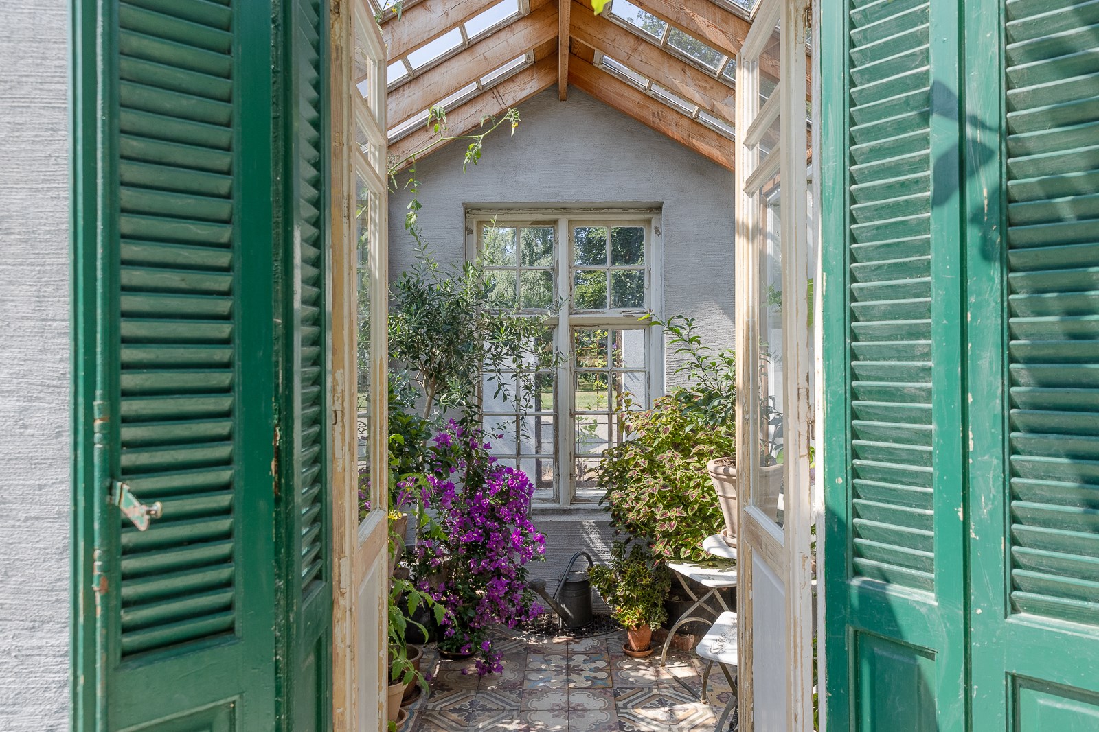jardin d jardin d'hiver avec toit vitré