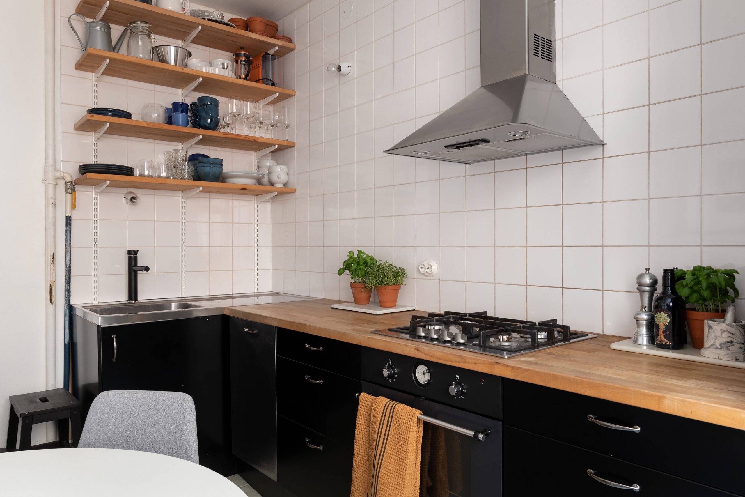 cuisine noire et bois