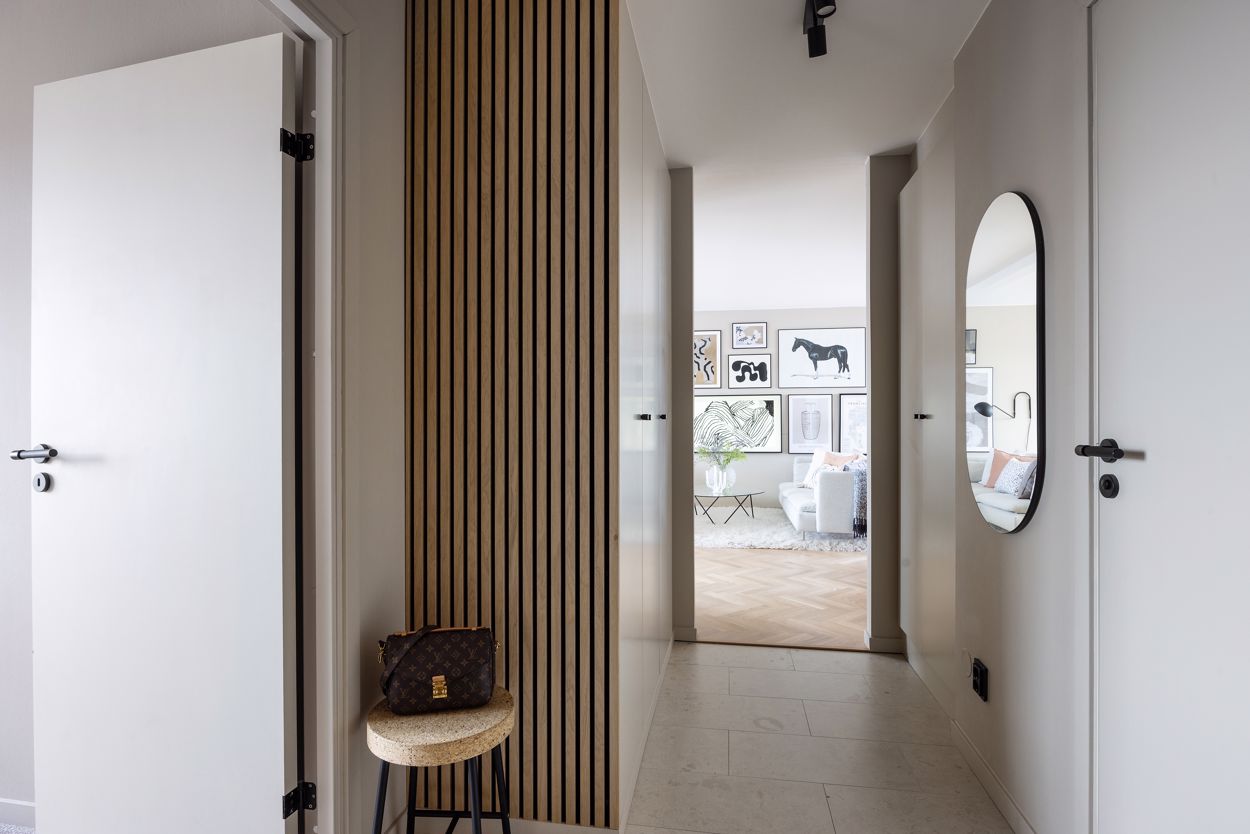 entrée avec miroir