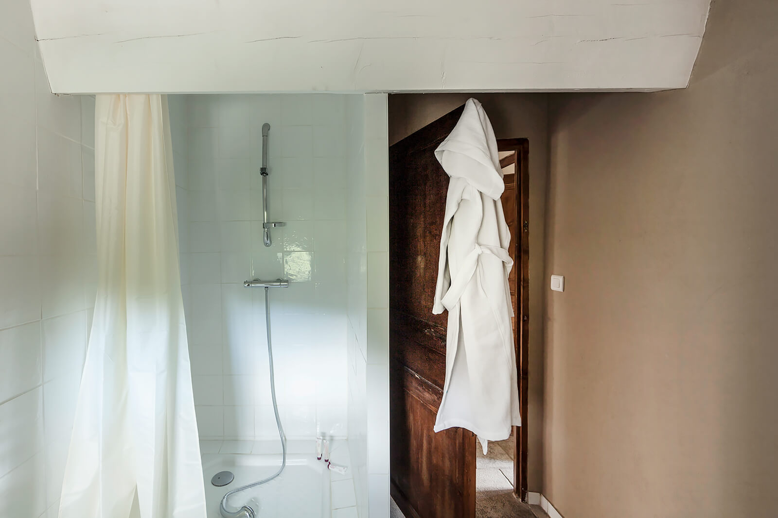 salle de bain rustique