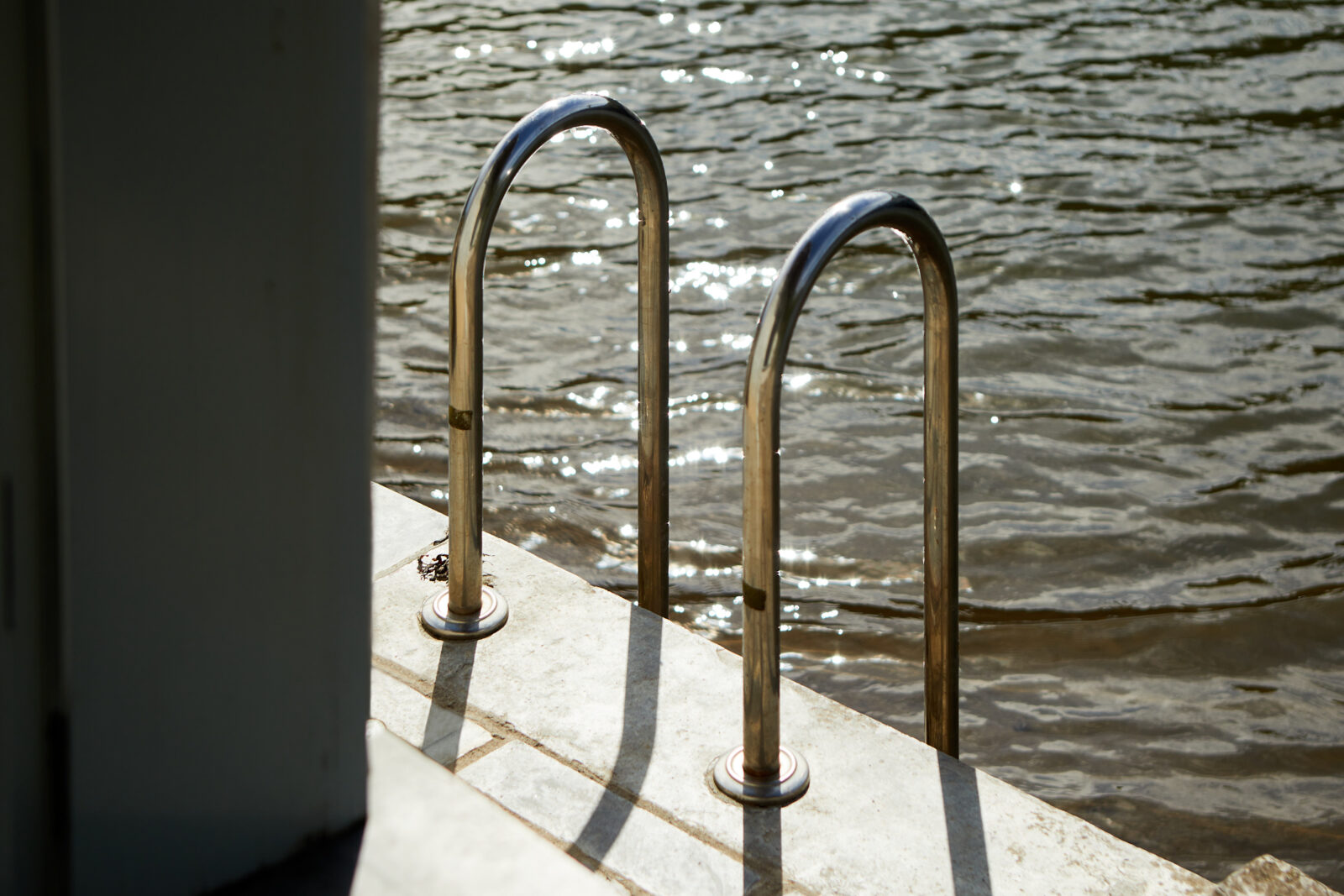 escalier piscine
